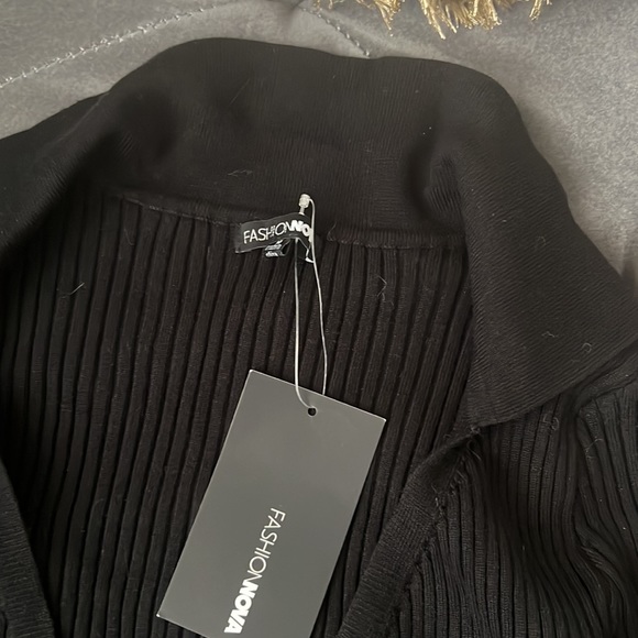 New - Picture 3 of 3